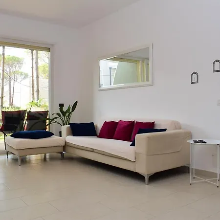 House With Garden 137 Apartment *