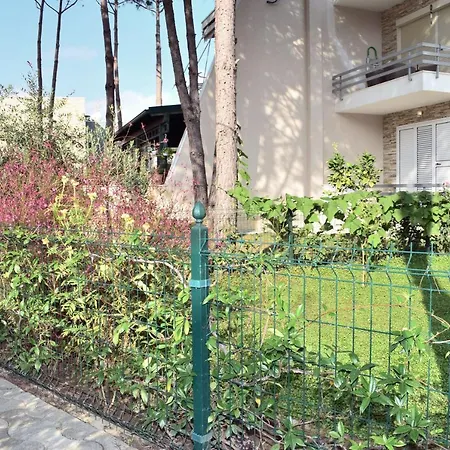 House With Garden 137 * Fushe-Drac